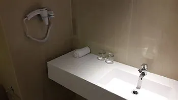 جراند زوري بالي فندق 4*