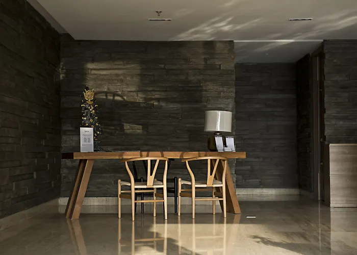 Hotel Grand Zuri Bali 4*