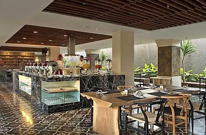 Hotel Grand Zuri Bali Kuta (Bali)