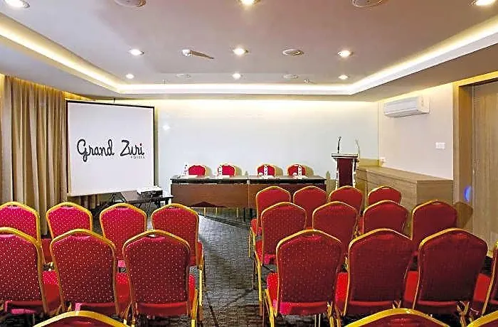 Hotel Grand Zuri Bali